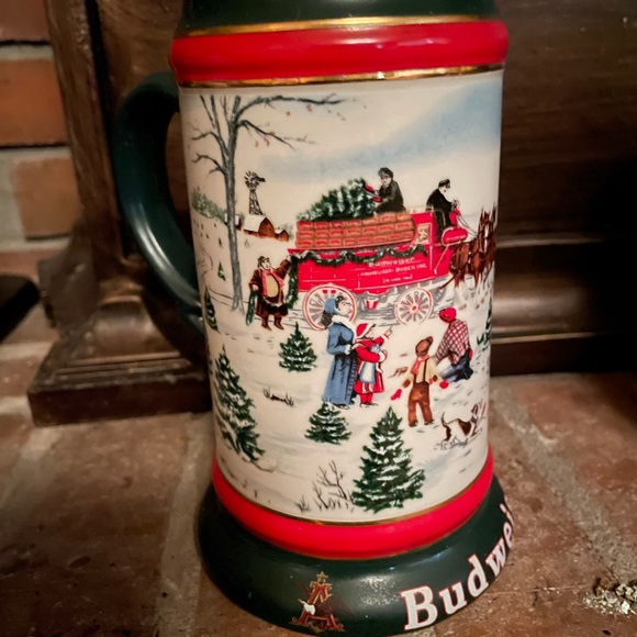 Vintage Budweiser Holiday Beer Steins 9 total. 1991, 1993, 1997-1999, 2001-2004 - Picture 2 of 10